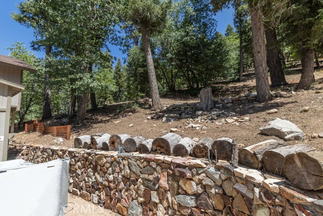 Detail Gallery Image 39 of 53 For 983 Knickerbocker Rd, Big Bear Lake,  CA 92315 - 4 Beds | 3 Baths