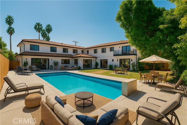 Detail Gallery Image 7 of 21 For 22555 Califa St, Woodland Hills,  CA 91367 - 7 Beds | 7 Baths
