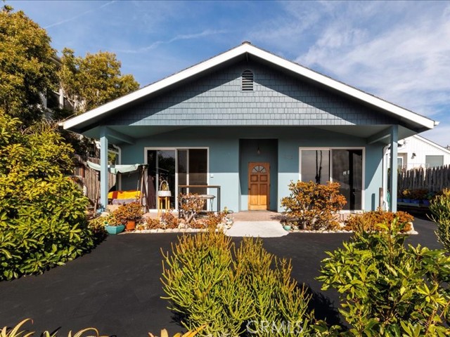 Detail Gallery Image 1 of 36 For 260 N Ocean Ave, Cayucos,  CA 93430 - 3 Beds | 2 Baths