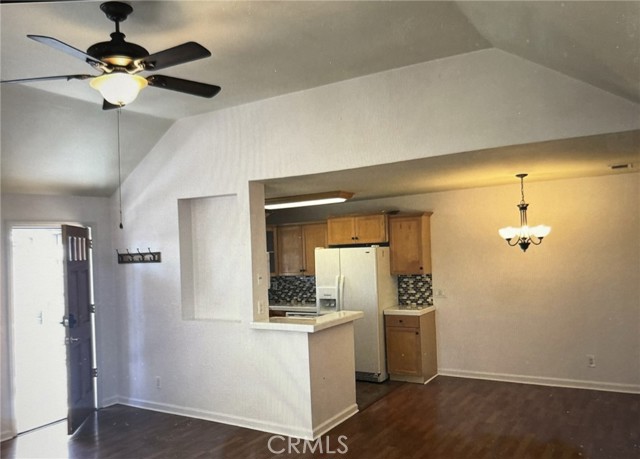 Image 2 for 1800 S Maple St #209, Escondido, CA 92025