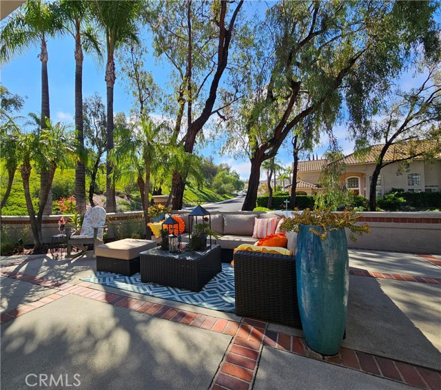 21351 Birdhollow Drive, Rancho Santa Margarita CA: https://media.crmls.org/medias/6cc37c58-8fd1-4072-a5af-cab43a7523fa.jpg