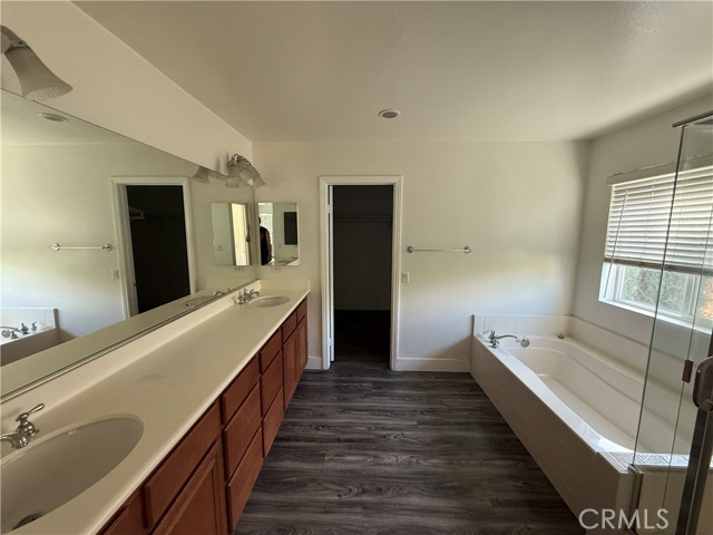 Detail Gallery Image 11 of 14 For 13902 Star Ruby Ave, Corona,  CA 92880 - 6 Beds | 4/1 Baths