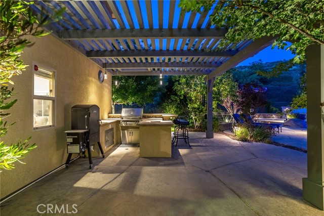 17138 Hickory Ridge Court, Canyon Country CA: https://media.crmls.org/medias/6cc4936d-0b85-4987-a1ed-f51a75576913.jpg