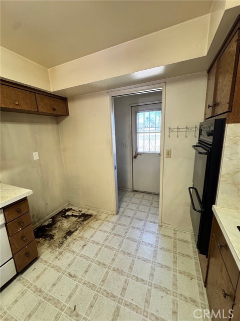 Detail Gallery Image 5 of 10 For 4841 Sharon Dr, La Palma,  CA 90623 - 3 Beds | 2 Baths