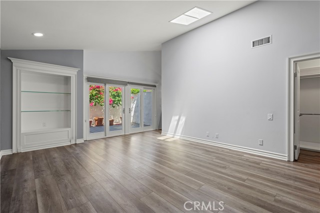 4359 Park Corona, Calabasas CA: https://media.crmls.org/medias/6cc53ace-07b0-4adb-8151-bfffcae174c5.jpg