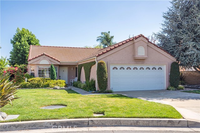 1224 Mallorca Street, Upland CA: https://media.crmls.org/medias/6cc56380-437a-463d-890f-90651a920b21.jpg