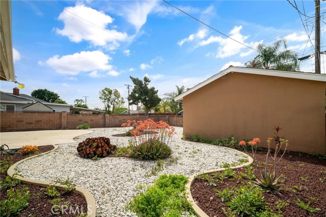 Detail Gallery Image 32 of 37 For 16346 Calahan St, North Hills,  CA 91343 - 3 Beds | 2/1 Baths