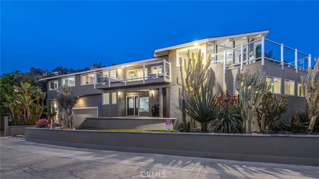 2 Camel Point Drive, Laguna Beach, CA 92651