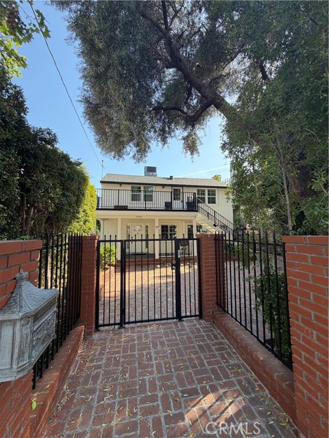 Image 1 of 3 For 12406 Magnolia