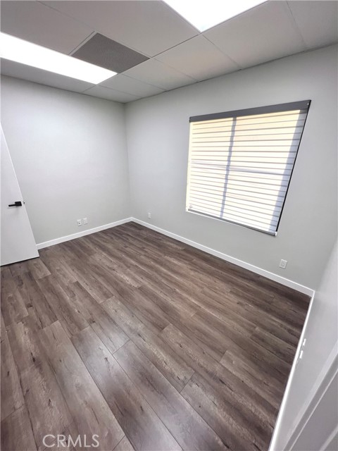 Unit 206 2-Rooms