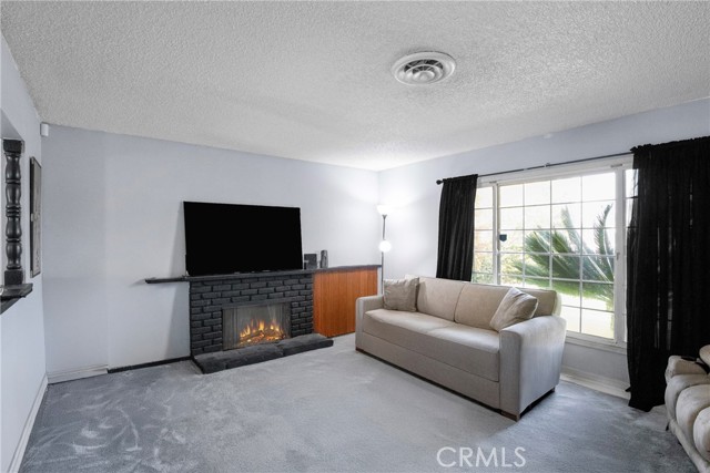 Detail Gallery Image 6 of 30 For 1230 Bunbury, Whittier,  CA 90601 - 3 Beds | 2 Baths