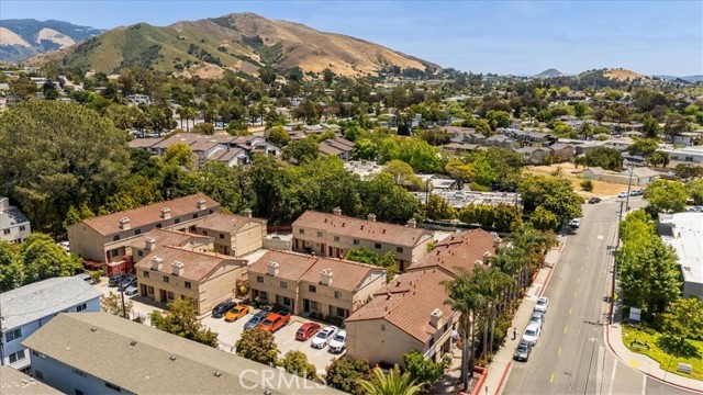 60 Casa Street, San Luis Obispo CA: https://media.crmls.org/medias/6cc7805d-3433-4048-a3b2-cd65b72cc23a.jpg