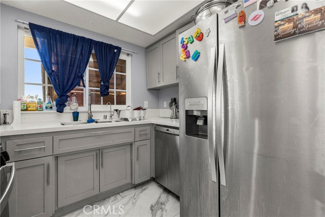 9164 Quincy Avenue, Hesperia CA: https://media.crmls.org/medias/6cc7bc40-43df-4a0a-b07b-36cbffe06ecc.jpg