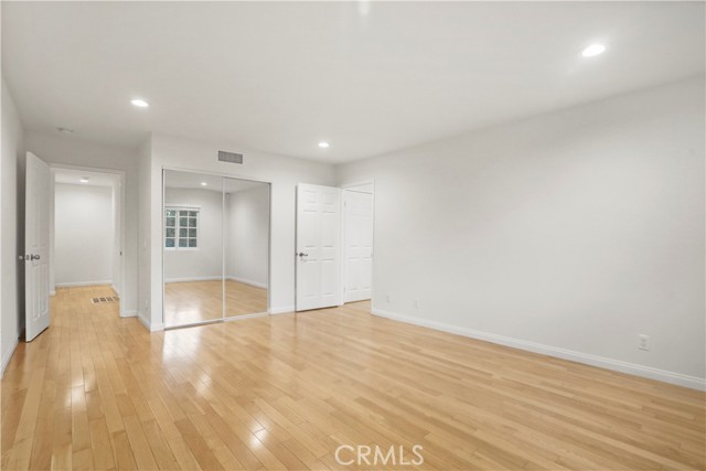 Detail Gallery Image 32 of 64 For 11738 Andasol Ave, Granada Hills,  CA 91344 - 5 Beds | 3 Baths