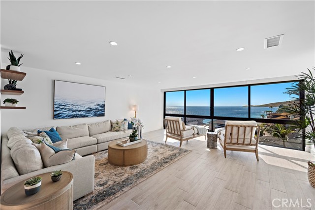 Detail Gallery Image 5 of 41 For 51 Blue Lagoon, Laguna Beach,  CA 92651 - 3 Beds | 3 Baths