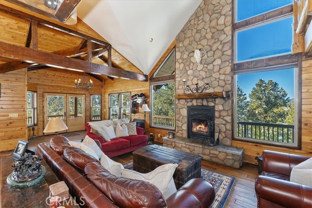 Detail Gallery Image 9 of 75 For 46727 Minnow, Big Bear City,  CA 92314 - 5 Beds | 6/1 Baths