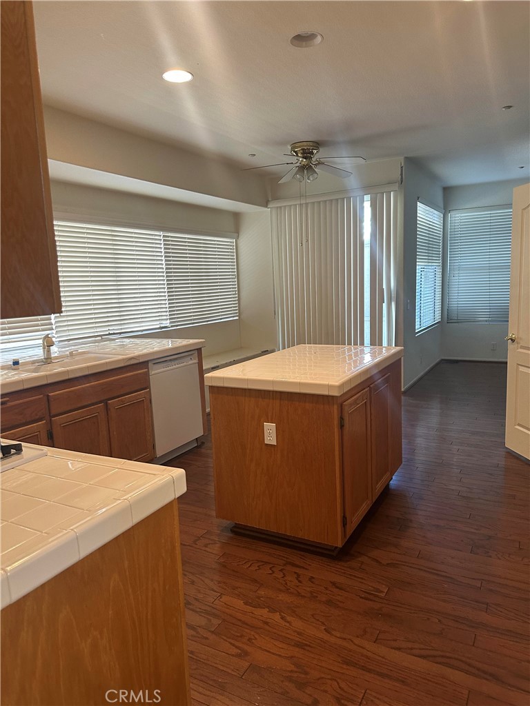 MLS #CV25240390 image #10