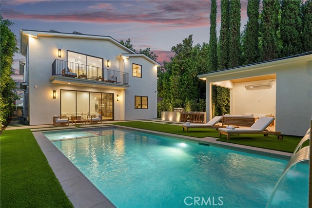 Detail Gallery Image 2 of 65 For 4625 Vesper Ave, Sherman Oaks,  CA 91403 - 5 Beds | 5/2 Baths