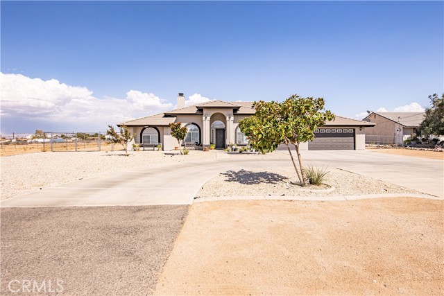 Detail Gallery Image 5 of 75 For 11123 Hickory Ave, Hesperia,  CA 92345 - 4 Beds | 2/1 Baths