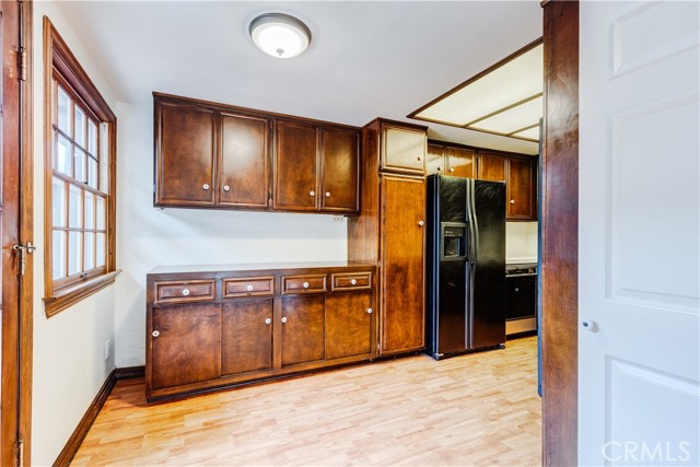 506 W Sierra Madre Boulevard, Sierra Madre CA: https://media.crmls.org/medias/6cca581b-5d21-4696-9056-992c2209068c.jpg