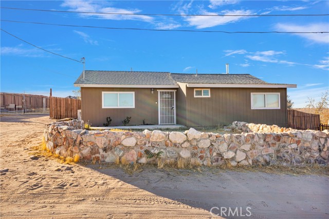 Detail Gallery Image 10 of 16 For 17614 Spencer Rd, Victorville,  CA 92394 - 3 Beds | 2 Baths