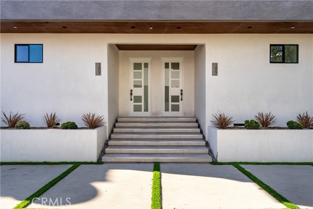 Detail Gallery Image 22 of 26 For 1809 S Longwood, Los Angeles,  CA 90019 - 4 Beds | 3 Baths