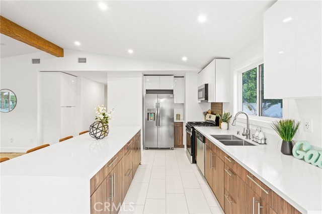 Detail Gallery Image 11 of 34 For 2940 N Chuperosa, Palm Springs,  CA 92262 - 3 Beds | 2 Baths