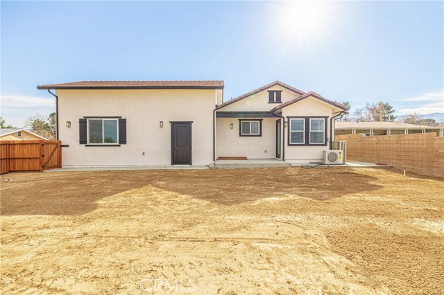 5629 Avenue M-8, Palmdale, California 93551, 4 Bedrooms Bedrooms, ,3 BathroomsBathrooms,Single Family Residence,For Sale,Avenue M-8,SR24211219