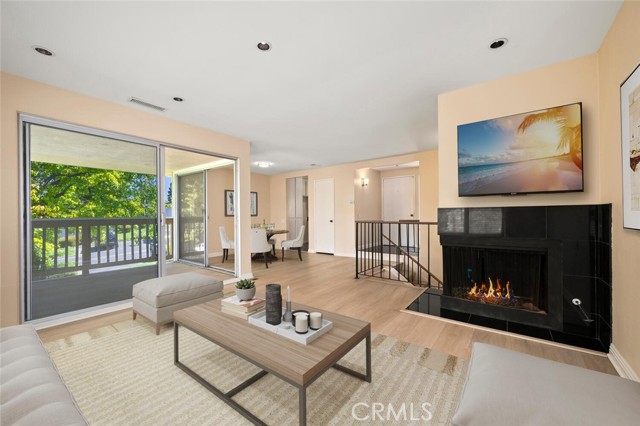 23392 Caminito Basilio, Laguna Hills CA: https://media.crmls.org/medias/6ccce91f-661f-4f18-8980-c31fb588422b.jpg