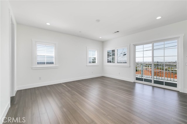 Detail Gallery Image 18 of 41 For 1365 Lightview St, Monterey Park,  CA 91754 - 4 Beds | 3/1 Baths