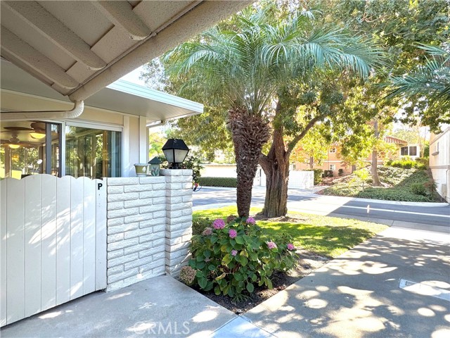 662 Via Los Altos, Laguna Woods CA: https://media.crmls.org/medias/6ccd874f-f405-46be-8bd7-42d74db515c7.jpg