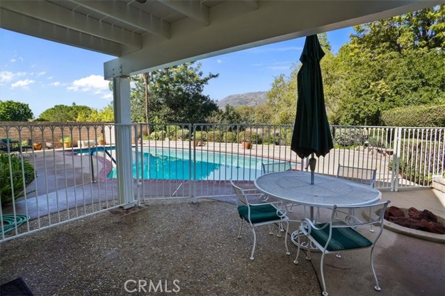 Detail Gallery Image 23 of 32 For 19201 Castlebay Ln, Porter Ranch,  CA 91326 - 3 Beds | 3 Baths