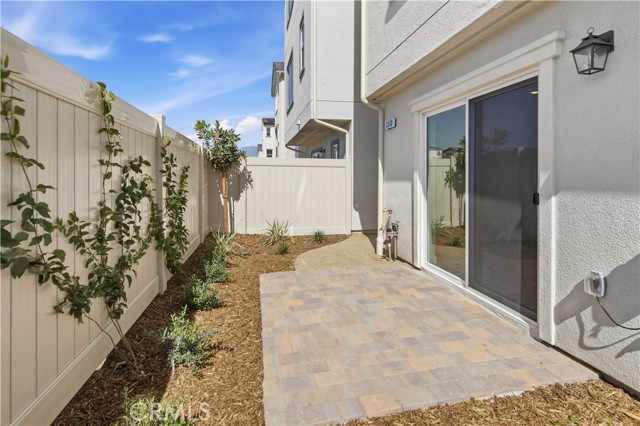 Detail Gallery Image 8 of 33 For 2513 Iconic St, South El Monte,  CA 91733 - 4 Beds | 3/1 Baths