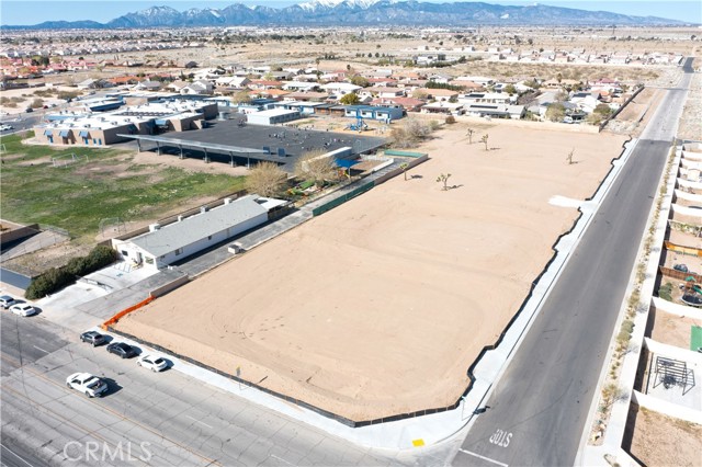 Detail Gallery Image 8 of 13 For 4 Valencia St, Hesperia,  CA 92345 - – Beds | – Baths