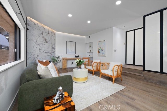 1337 18th Street, 6 photo 2