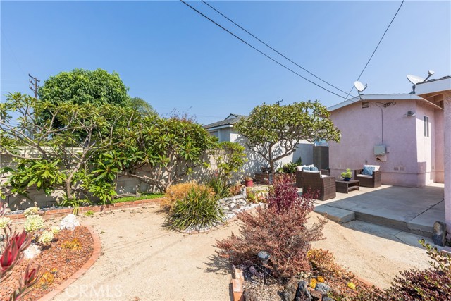 527 Paulina Avenue, Redondo Beach, California 90277, 3 Bedrooms Bedrooms, ,2 BathroomsBathrooms,Residential,Sold,Paulina,SB21141218