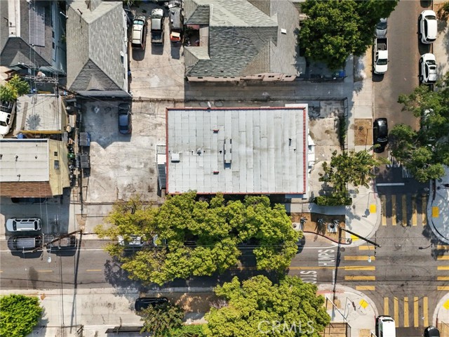 873 W 41st Drive, Los Angeles CA: https://media.crmls.org/medias/6cd04593-722d-4fdd-9ff0-29cdea301c24.jpg