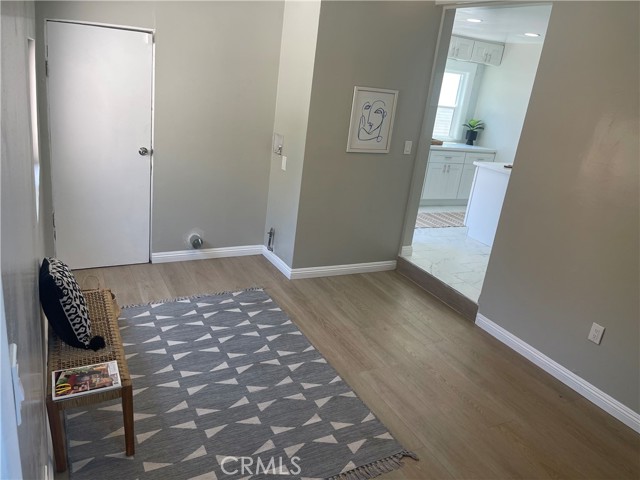 5426 4th Avenue, Los Angeles CA: https://media.crmls.org/medias/6cd070f7-9a13-4e49-b8b4-78363f420215.jpg