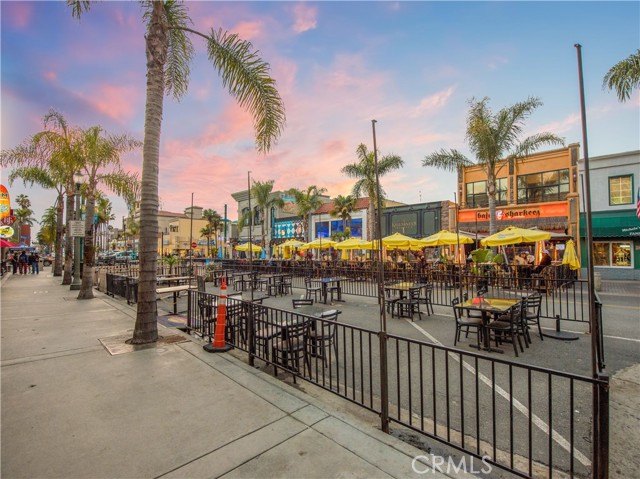 Detail Gallery Image 54 of 62 For 316 6th, Huntington Beach,  CA 92648 - 3 Beds | 3/1 Baths