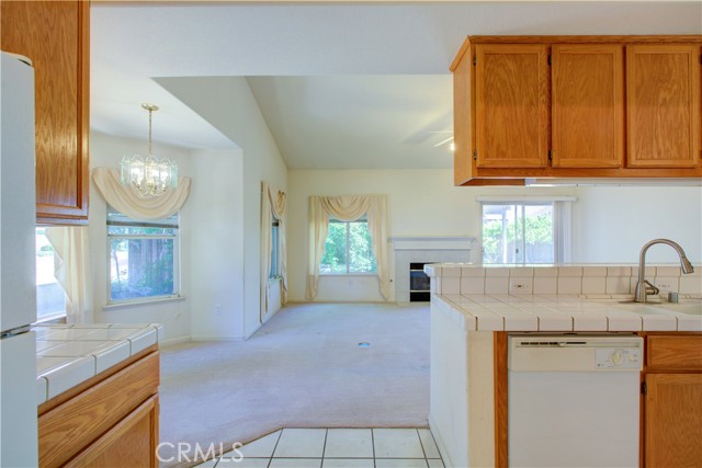 Detail Gallery Image 5 of 62 For 1613 E Tuolumne Rd, Turlock,  CA 95382 - 3 Beds | 2 Baths