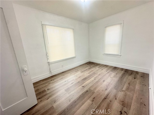 2217 10th Avenue, Los Angeles CA: https://media.crmls.org/medias/6cd249af-cc21-4f17-846e-7245fcbf294f.jpg