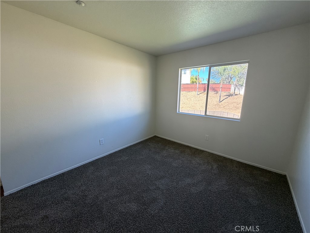 https://media.crmls.org/medias/6cd2559e-9ce7-4c03-a0a5-a7f113718288.jpg?preset=X-Large