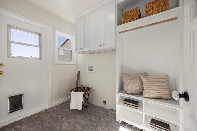 Image 7 of 33 For 840 Grandview Avenue