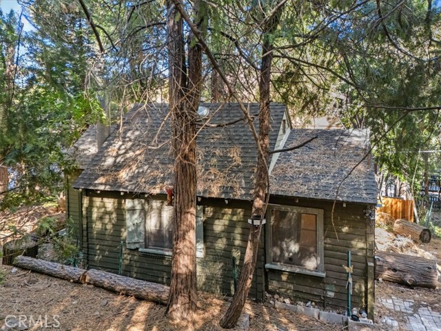 650 Rose Hill, Crestline, CA 92325