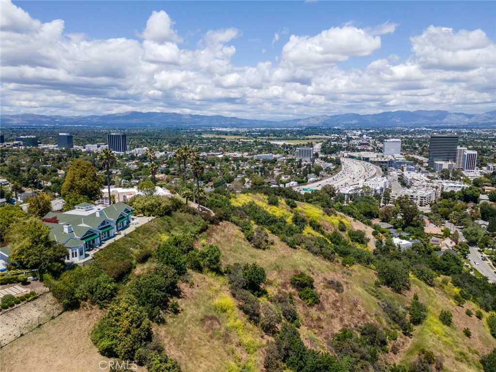 15589 Briarwood DriveSherman Oaks img 3
