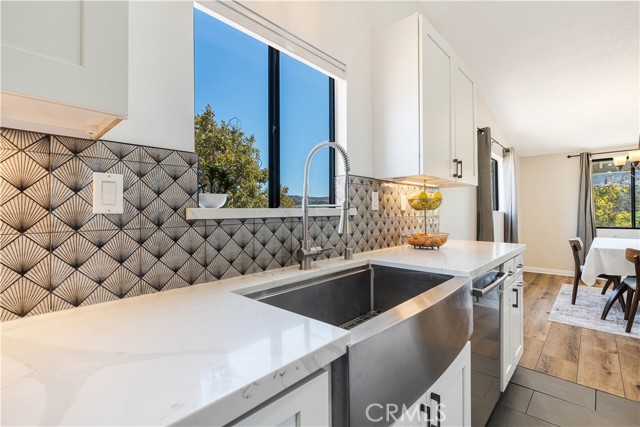 29123 Thousand Oaks Blvd, C photo 9
