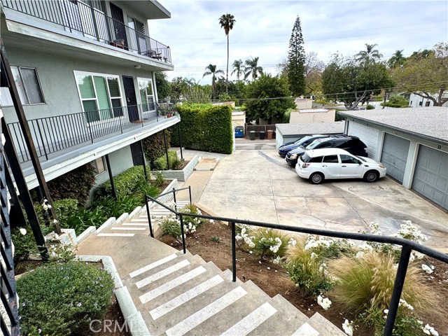 136 W Union Avenue, Fullerton CA: https://media.crmls.org/medias/6cd3b3fd-876b-4986-b136-2b4e1a5b0ca1.jpg