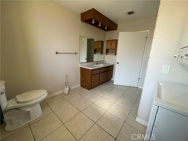 Detail Gallery Image 19 of 41 For 6836 Eucalyptus Ave, Twentynine Palms,  CA 92277 - 3 Beds | 2 Baths