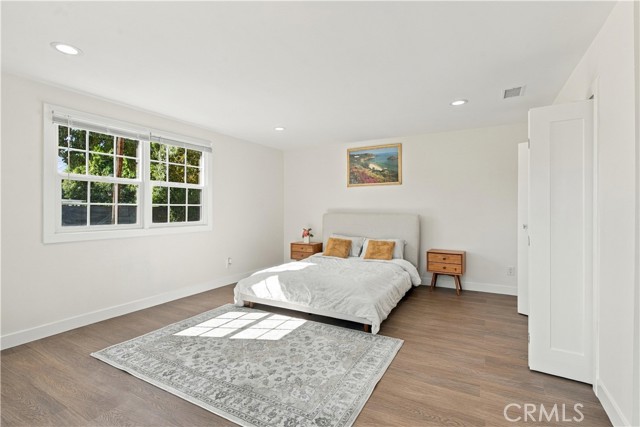 18745 Sunburst Street photo 33
