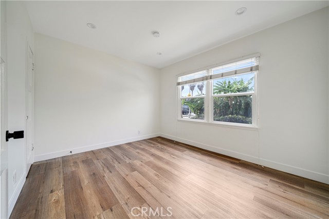 4427 Exposition Boulevard, Los Angeles CA: https://media.crmls.org/medias/6cd46b0b-4f25-41bb-94ea-8168b8a36e6e.jpg